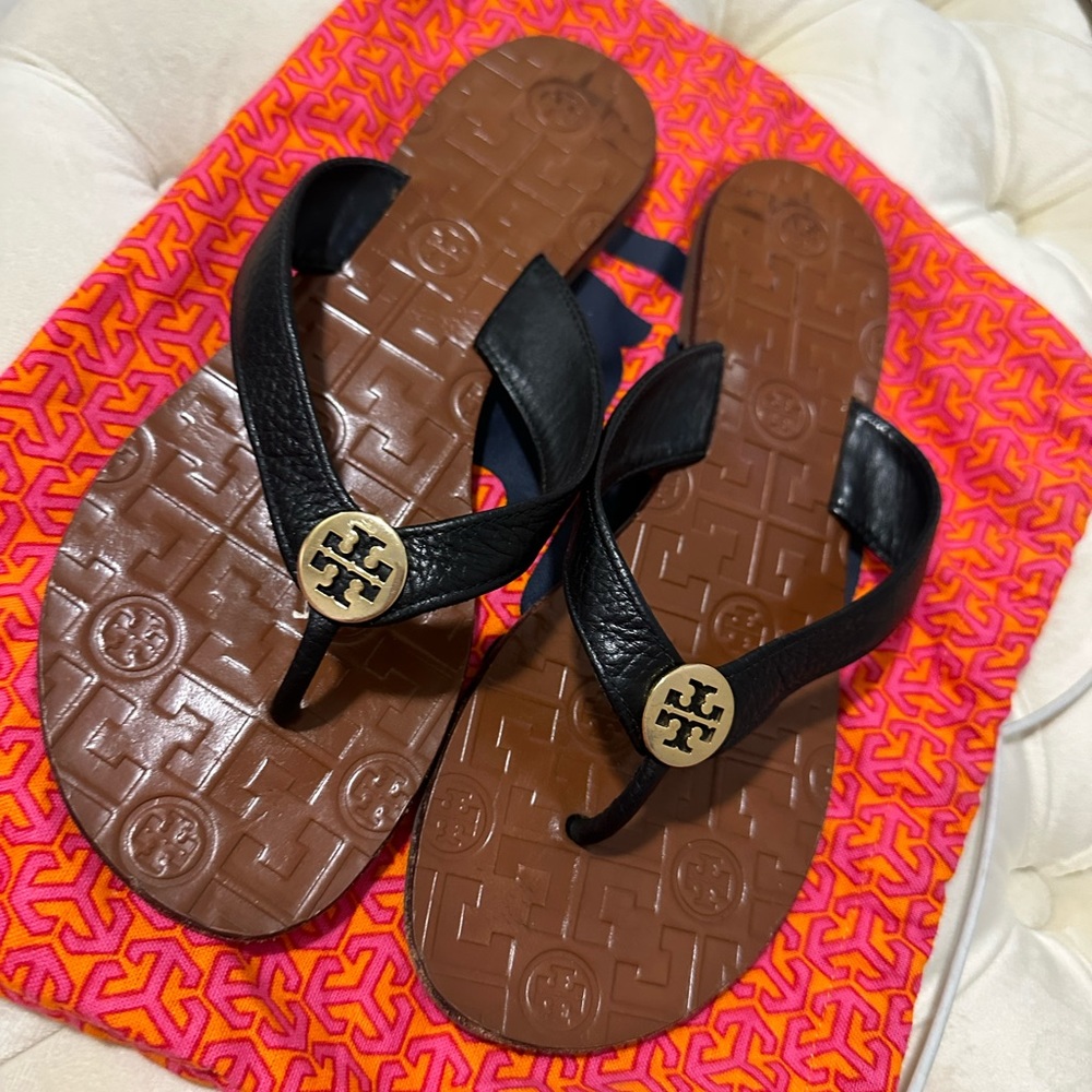 Tory Burch Thora leather thong sandals size 8